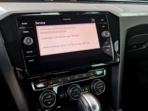 VW Noul Passat Comfortline 2.0 TDI DSG thumbnail