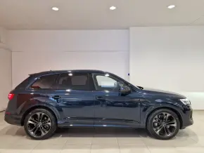 Q7 S line 55 TFSI e quattro 290 kW/394CP thumbnail