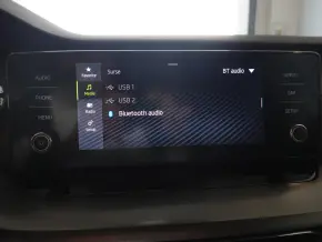 Škoda OCTAVIA COMBI AMBITION 2.0 TDI DSG thumbnail