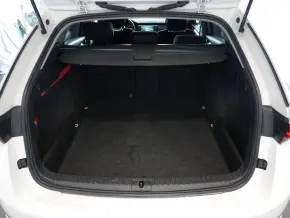 Škoda OCTAVIA COMBI AMBITION 2.0 TDI DSG thumbnail