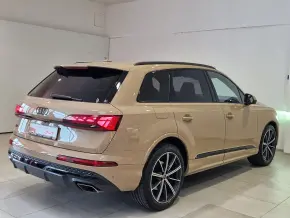 Q7 PI S line 50 TDI quattro thumbnail