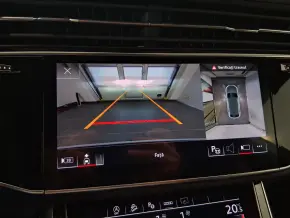 Audi Q8 PI 55 TFSI quattro thumbnail