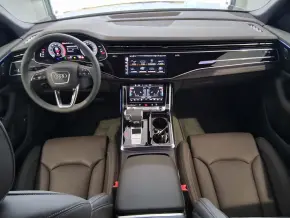 Audi Q8 PI 55 TFSI quattro thumbnail