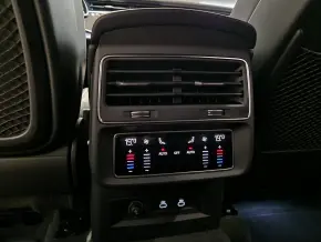 Q7 PI S line 50 TDI quattro thumbnail