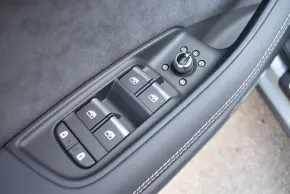 Audi Q7 PI S line 55 TFSI quattro thumbnail