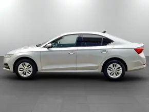 Škoda Octavia Ambition 2.0 TDI DSG thumbnail