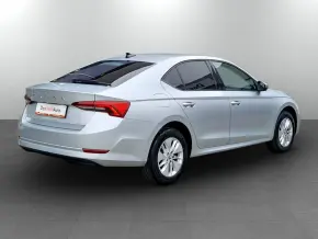 Škoda Octavia Ambition 2.0 TDI DSG thumbnail