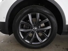 Tiguan L 2.0 Life DT147TDI D7A thumbnail
