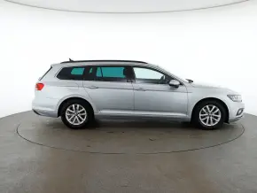 Passat Variant Business TDI DSG thumbnail