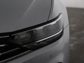 Passat Variant Business TDI DSG thumbnail