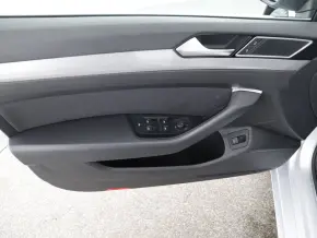 Passat Variant Business TDI DSG thumbnail