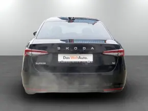 Superb Selection PHEV thumbnail