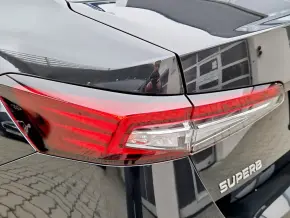 Superb Selection PHEV thumbnail