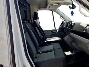 VW Crafter 3.5 Furgon L3H2 FWD 103kW thumbnail