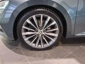 Škoda SUPERB L&K 2.0 TSI 4x4 DSG thumbnail