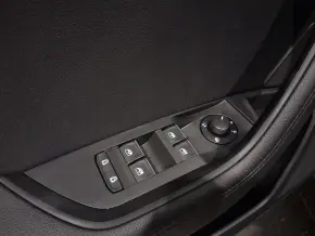 Škoda SUPERB L&K 2.0 TSI 4x4 DSG thumbnail