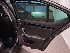 Škoda SUPERB L&K 2.0 TSI 4x4 DSG thumbnail