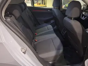 VW Noul Golf United 1.0 TSI DSG mild hyb thumbnail