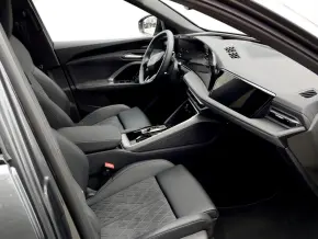 Audi Q5 Sportback 40 TDI quattro thumbnail