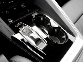 Audi Q5 Sportback 40 TDI quattro thumbnail