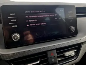Škoda KAMIQ AMBITION 1.0 TSI thumbnail