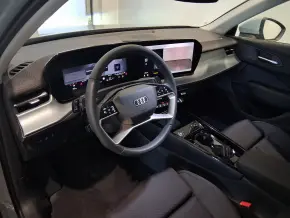 Audi Q3 35 TFSI thumbnail