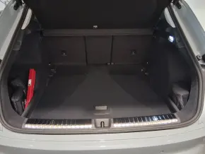Audi Q3 35 TFSI thumbnail