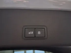 Audi Q3 35 TFSI thumbnail