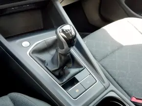 VW Golf Life 2.0 TDI thumbnail
