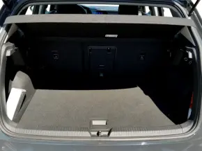 VW Golf Life 2.0 TDI thumbnail