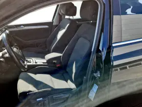 VW Passat Comfortline1.5 TSI ACT DSG thumbnail