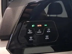 VW Golf Life 1.5 eTSI ACT DSG mild hyb thumbnail