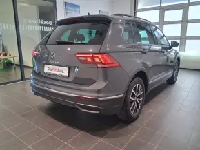 VW Noul Tiguan Life 2,0 TDI DSG thumbnail