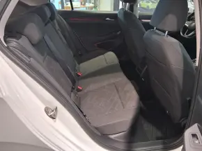 VW Golf Life 1.5 eTSI ACT DSG mild hyb thumbnail