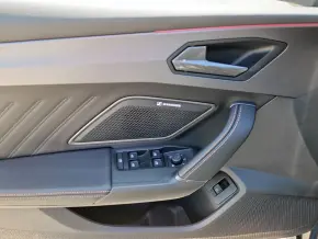 CUPRA Leon 1.5 e-HYBRID DSG thumbnail