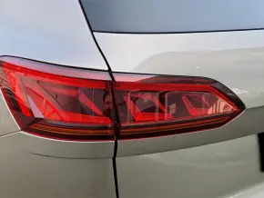VW Noul Touareg Style V6 TDI thumbnail