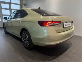 Škoda Superb Selection 2.0 TDI DSG thumbnail