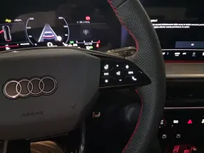Audi Q5 40 TDI quattro thumbnail