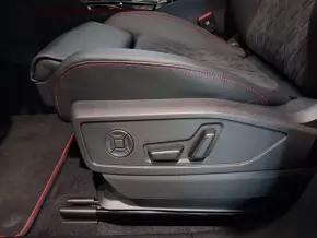 Audi Q5 40 TDI quattro thumbnail