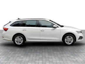 Škoda OCTAVIA COMBI AMBITION 2.0 TDI DSG thumbnail