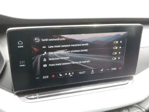 Škoda OCTAVIA COMBI AMBITION 2.0 TDI DSG thumbnail