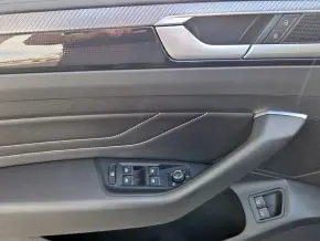 Arteon R-Line eHybrid thumbnail
