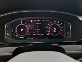 VW Arteon R-Line eHybrid thumbnail