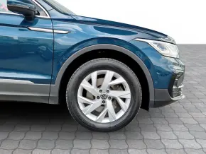 VW Tiguan 2,0 TDI 4Motion R-Line DSG thumbnail