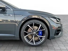 Noul Arteon R 2.0 TSI OPF 4Mot DSG thumbnail