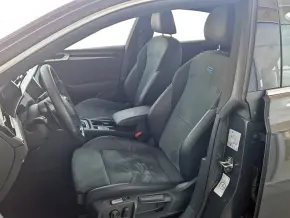 Noul Arteon R 2.0 TSI OPF 4Mot DSG thumbnail