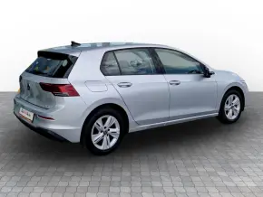 VW Golf Life 1.0 eTSI DSG mild hyb thumbnail