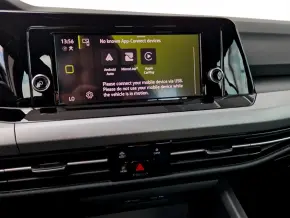 VW Golf Life 1.0 eTSI DSG mild hyb thumbnail