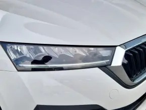 Škoda OCTAVIA COMBI AMBITION 2.0 TDI DSG thumbnail