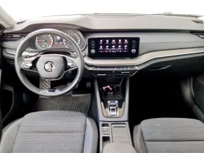 Škoda OCTAVIA COMBI AMBITION 2.0 TDI DSG thumbnail